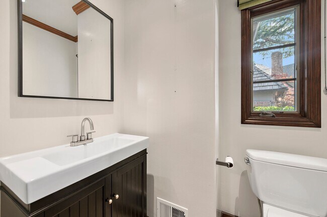 Building Photo - Exquisite English Tudor Estate on Private ...