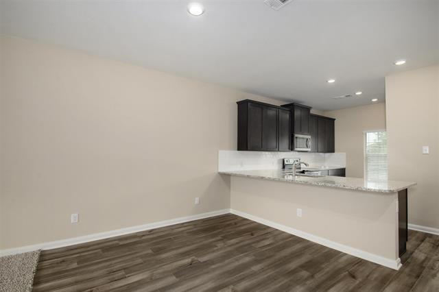 Building Photo - 282 Moonstone Way