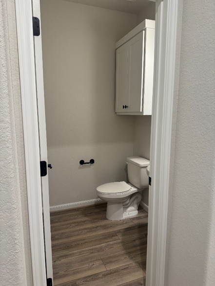 Building Photo - 8242 Sunrise Glen