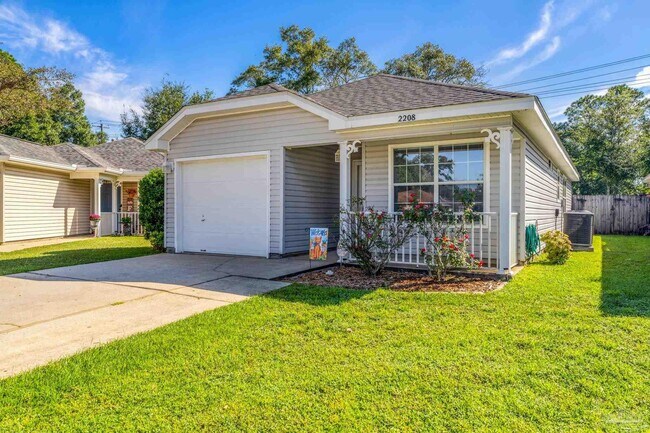 Primary Photo - 2208 Trailwood Dr