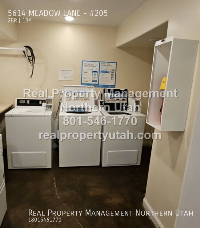 Building Photo - 5614 Meadow Ln