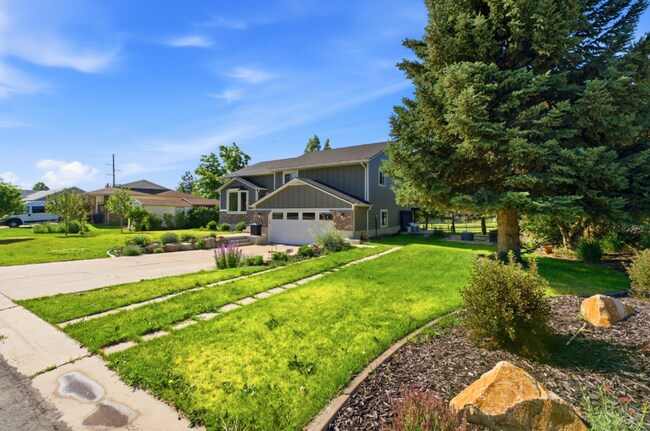 Building Photo - 12 E 500 S