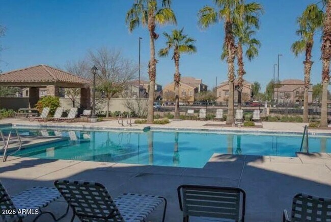 Building Photo - 2670 S Voyager Dr