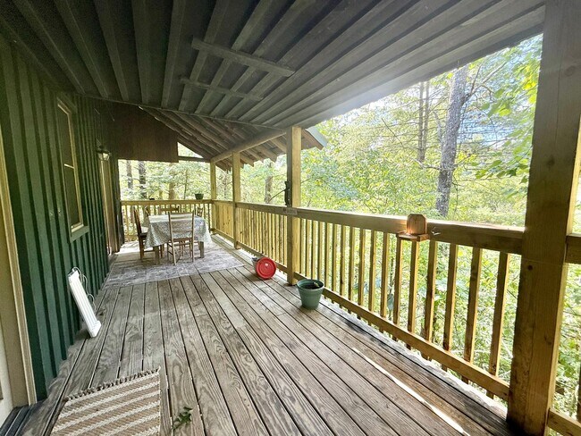 Building Photo - 219 Cutter Gap Rd