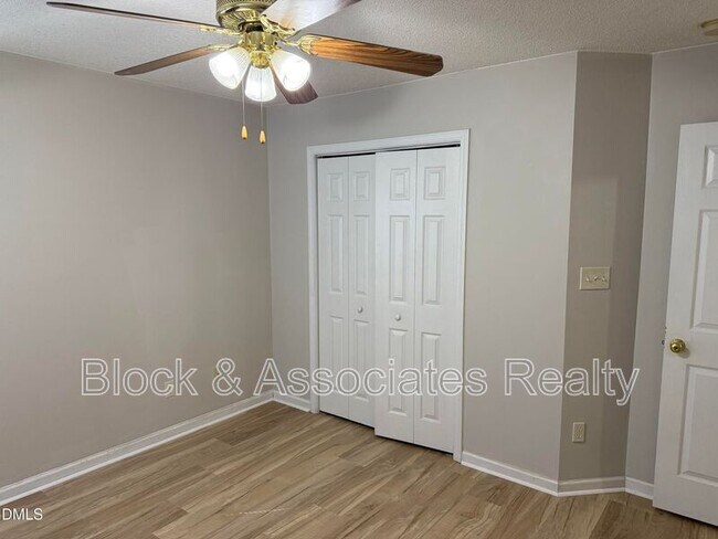 Building Photo - 4832 Silverdene St