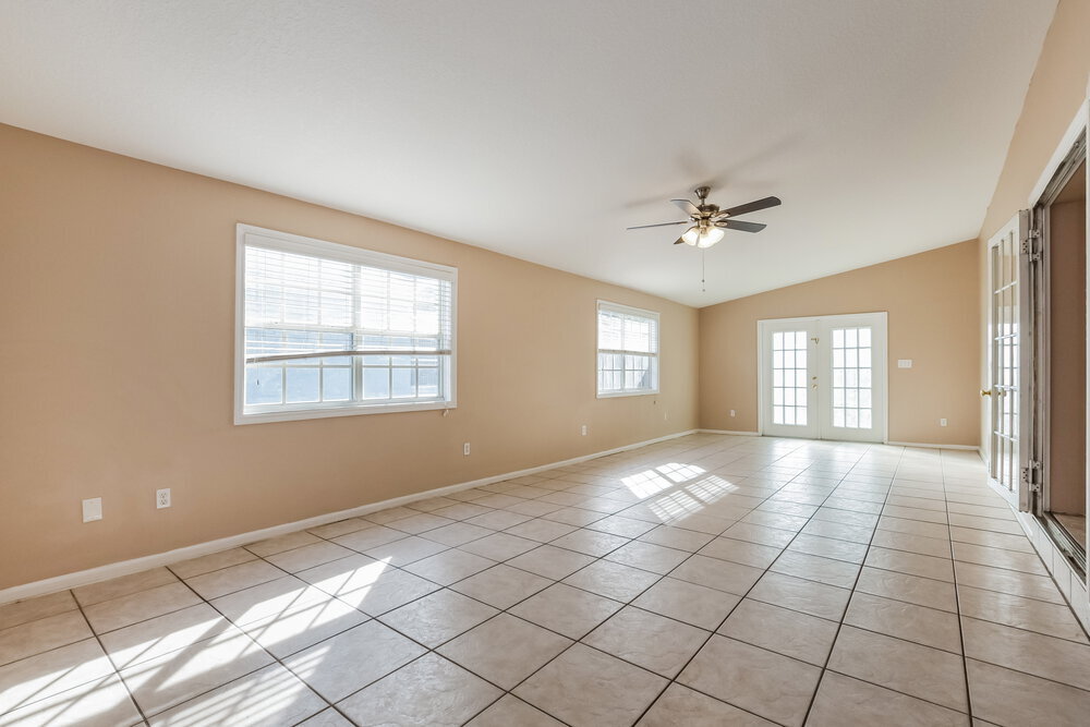 Building Photo - 1018 Pegel Ct