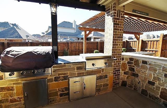 Building Photo - 110 White Oak Ln