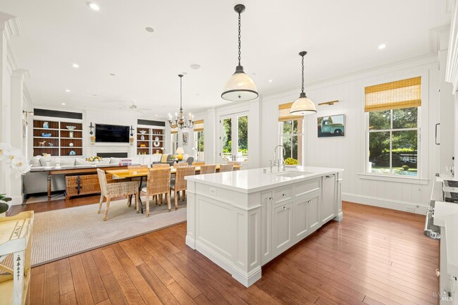 Building Photo - 989 Rutherford Rd