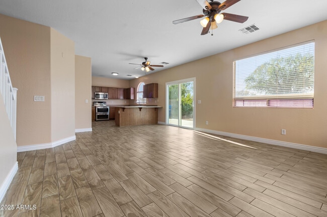 Building Photo - 2416 S 90th Glen