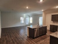 Building Photo - 106 Admiral Ln