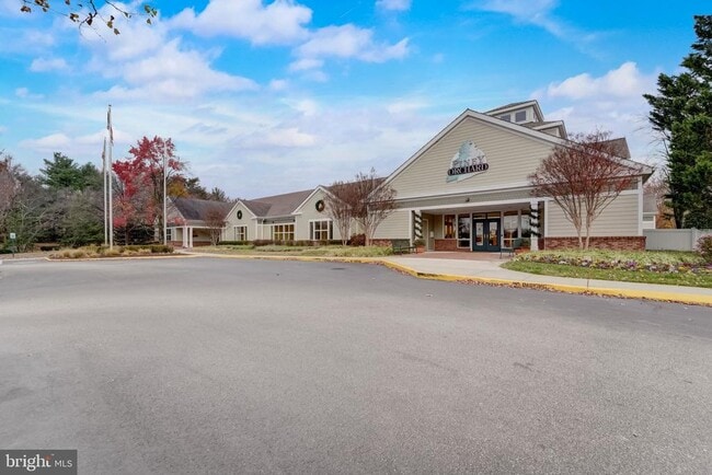 Building Photo - 705 Pine Drift Dr