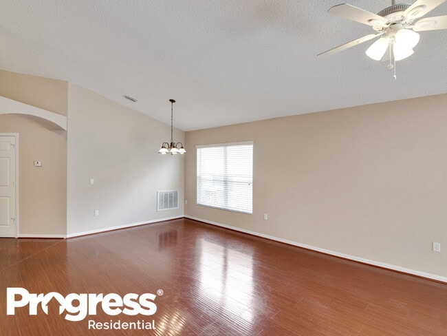 Building Photo - 125 Rose Hill Trail