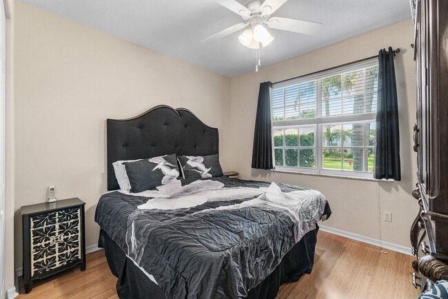 Building Photo - 12196 Landrum Way