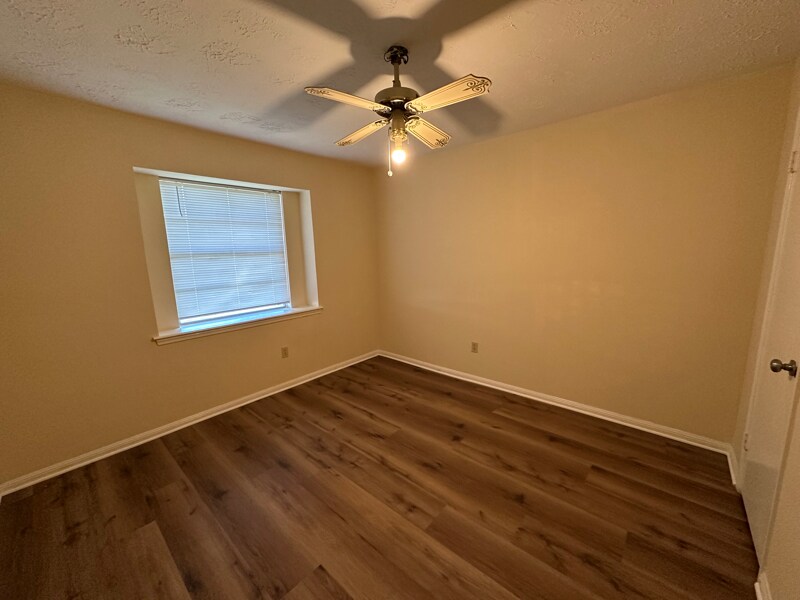 Building Photo - 8419 Bandridge Rd