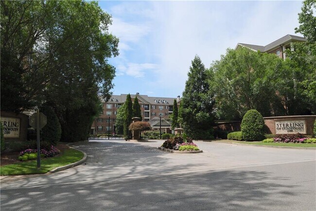 Building Photo - 2300 Peachford Rd
