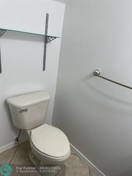 Building Photo - 7813 Sanibel Dr