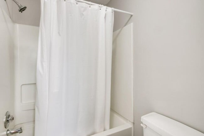 Building Photo - 1500 Shiloh Pl