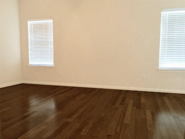 Building Photo - 24218 Cornell Park Ln