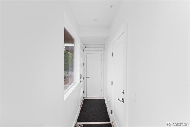 Building Photo - 1608 Irving St