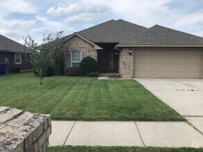 Building Photo - First Month Free! Convenient Location with...