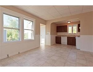 Building Photo - 16 Gates Ct