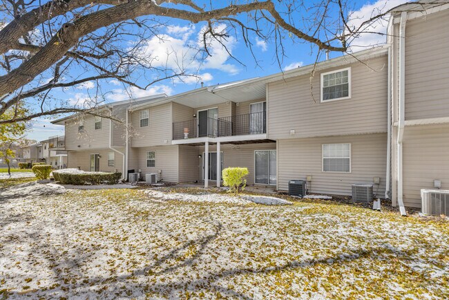 Building Photo - 96 Gant Cir