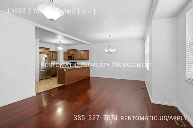 Building Photo - 10988 Maple Farms Ln