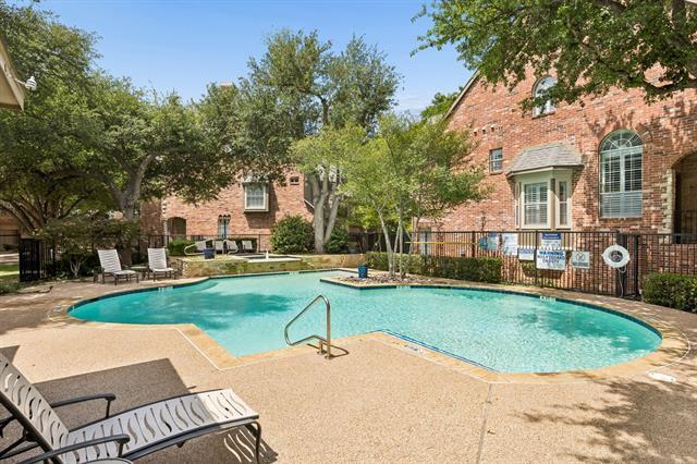 Building Photo - 4147 Towne Green Cir