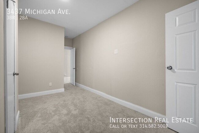 Building Photo - 3437 Michigan Ave