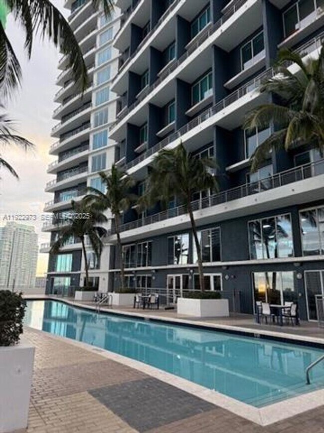 Building Photo - 60 SW 13th St