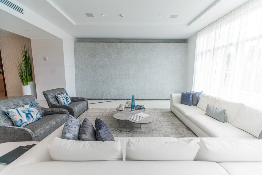 Building Photo - 330 Sunny Isles Blvd