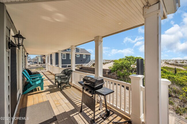 Building Photo - 15 E Tuna Way