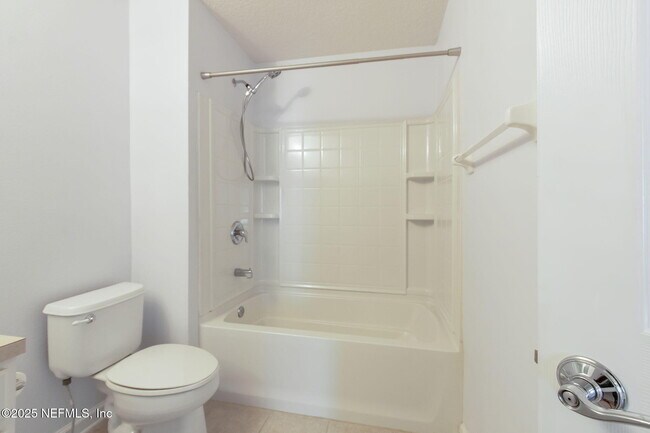Building Photo - 13362 Stone Pond Dr