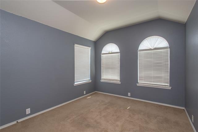 Building Photo - 8733 King Ranch Dr