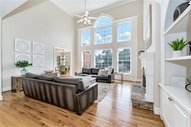 Building Photo - 870 Longstone Landing