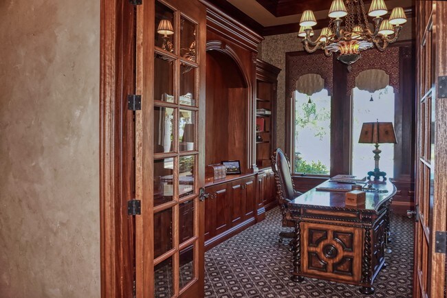 Building Photo - 1363 Oceanview Dr