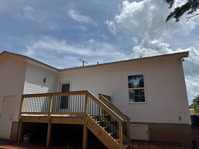 Building Photo - BRAND NEW! Two Bedroom Duplex in Denver