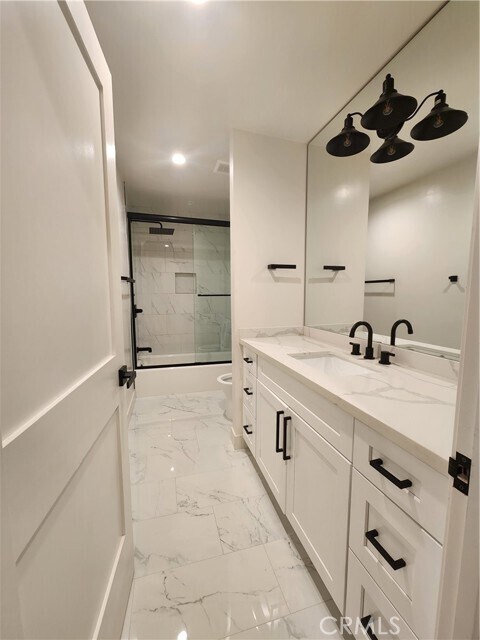 Building Photo - 120 S Francisca Ave