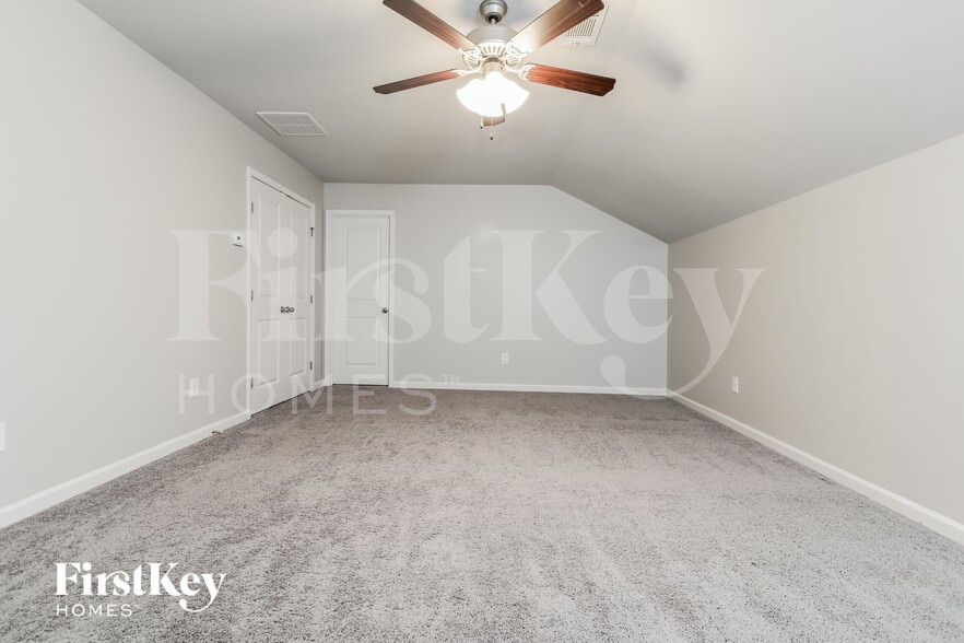 Building Photo - 4648 Brayden Dr