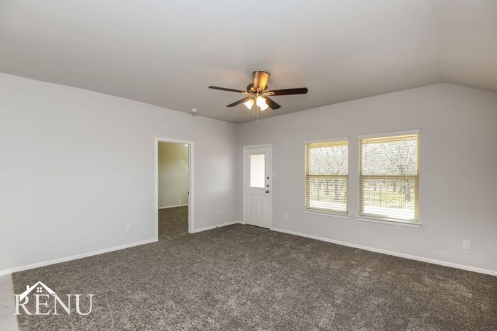 Building Photo - 16428 Marinette Ct