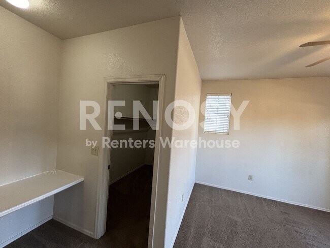 Building Photo - Beautiful Condo The Cliff At North Mountain!