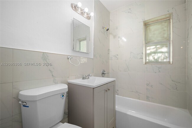 Building Photo - 272 NE 53rd St