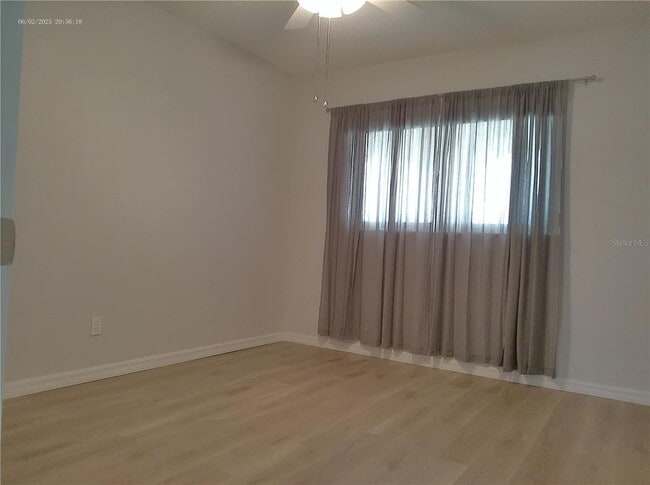 Building Photo - 2320 Brisbane St