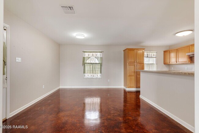 Building Photo - 1026 Carmen Dr
