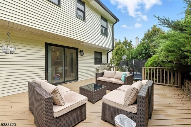 Building Photo - 41 Stirling Terrace