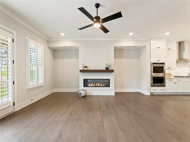 Building Photo - 355 Chiswick Cir