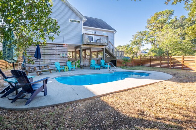 Primary Photo - FURNISHED OFF-SEASON MONTHLY RENTAL - AVAI...