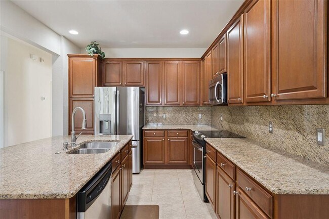 Building Photo - 7961 Esta Ln