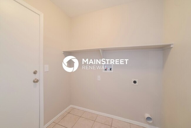 Building Photo - 4 Bedroom Pet-Friendly Home in Peoria, AZ with Main Street Renewal