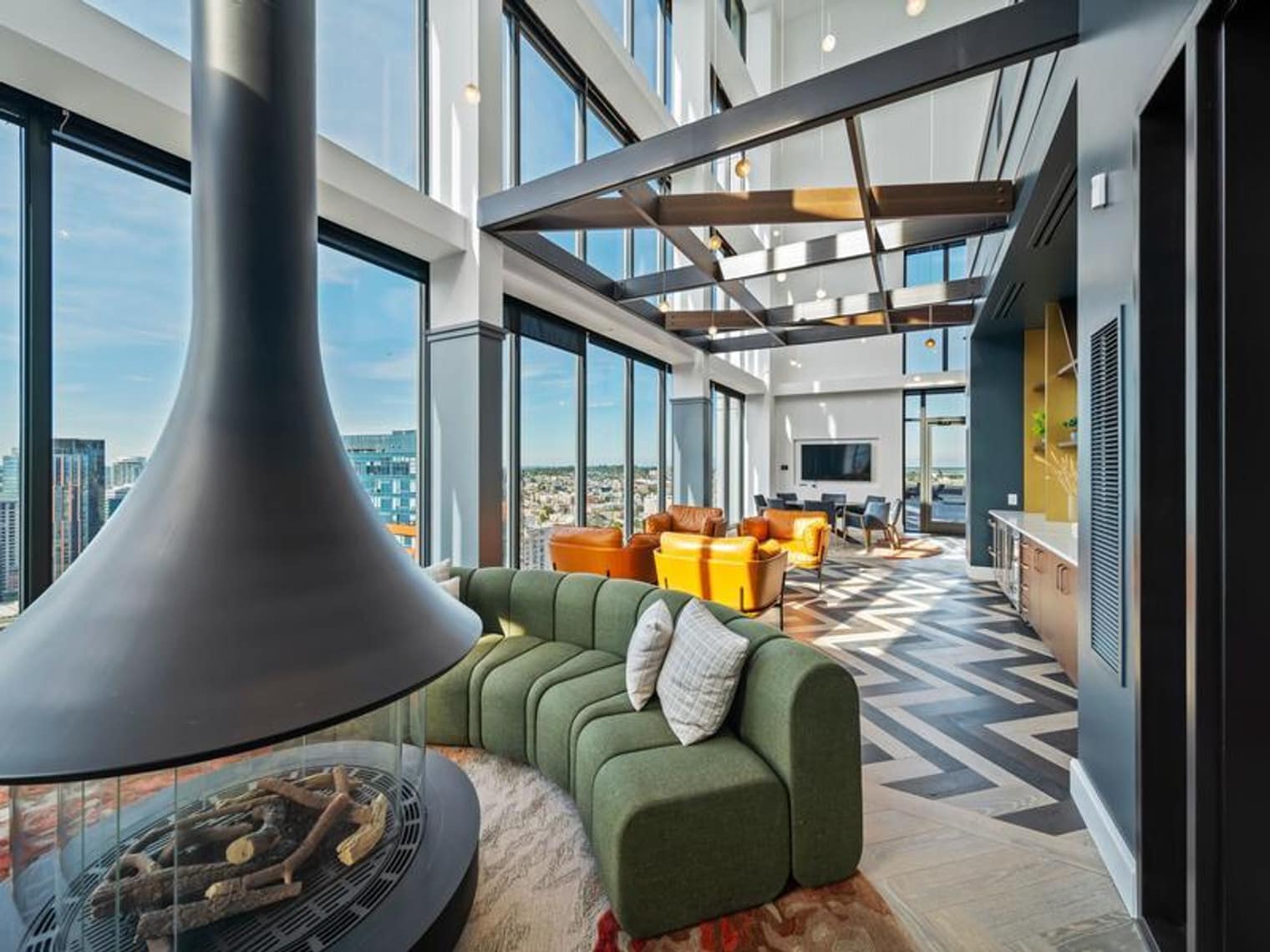 Building Photo - 1119 7th Ave